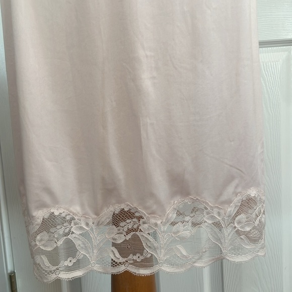 Vintage wonder Maid non-cling light pink lace slits half slip skirt women size S - Picture 2 of 11